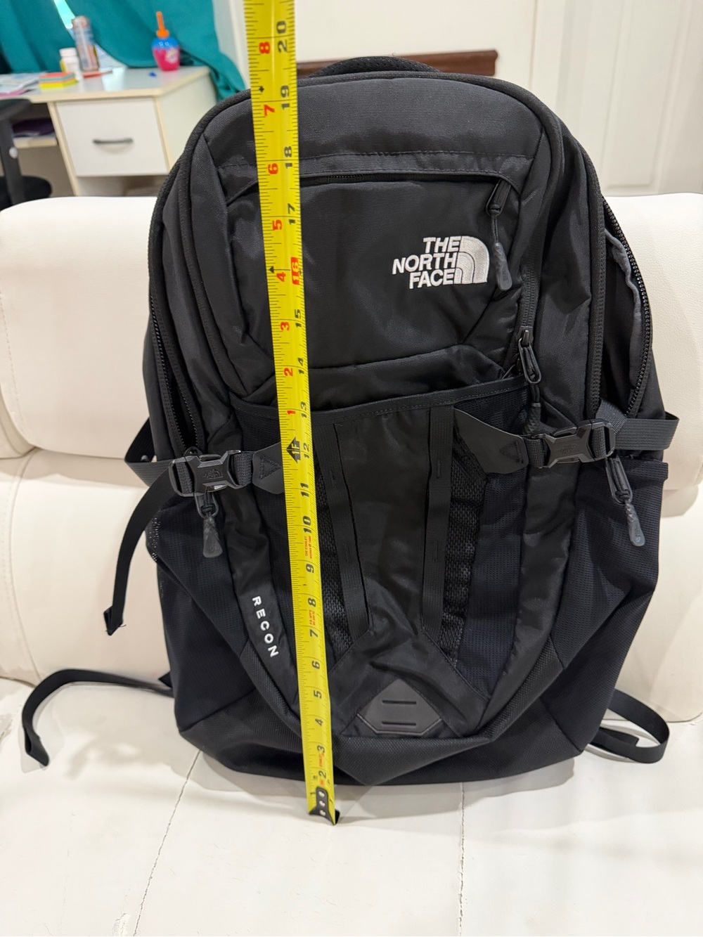 The North Face Recon Backpack Black 30L ,15  Laptop School Travel Hiking Bag NWT - Picture 15 of 16